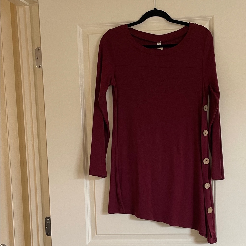 Chic Maroon Long Sleeve Tunic with Side Buttons